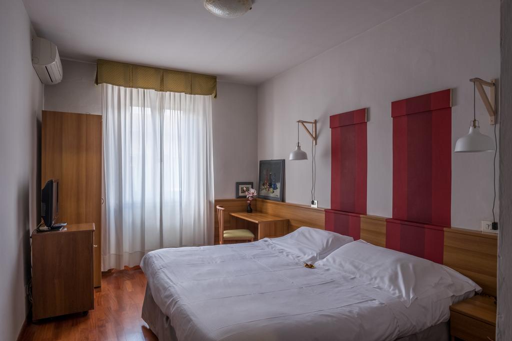 Hotel Colomba Firenze Kültér fotó
