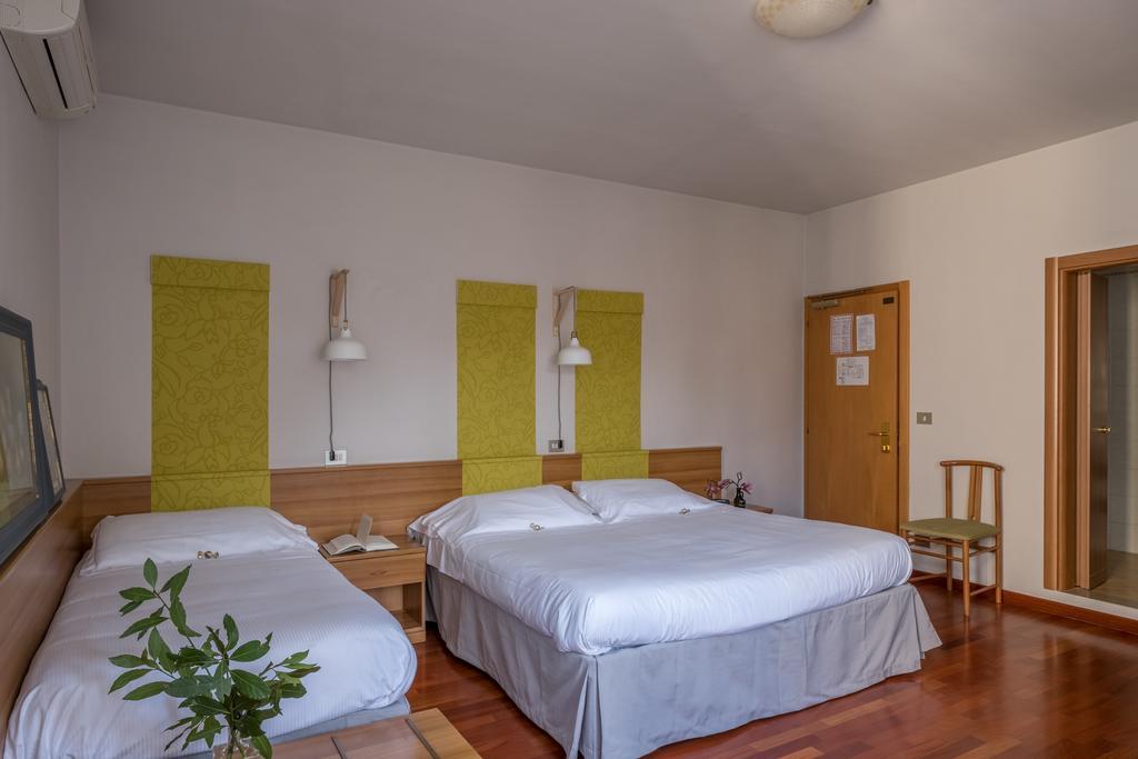 Hotel Colomba Firenze Kültér fotó