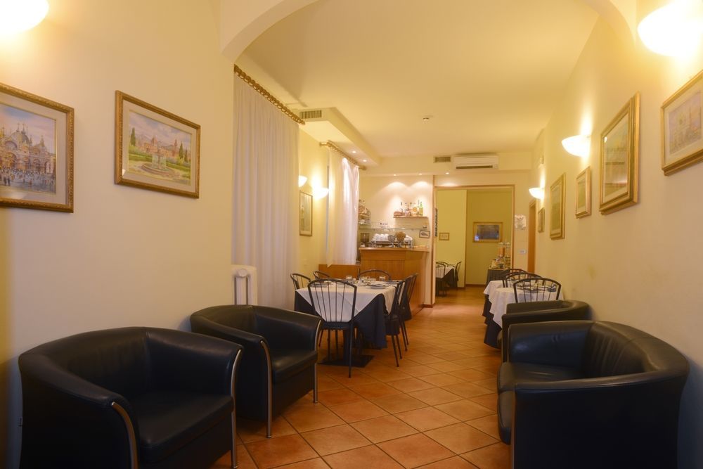 Hotel Colomba Firenze Kültér fotó