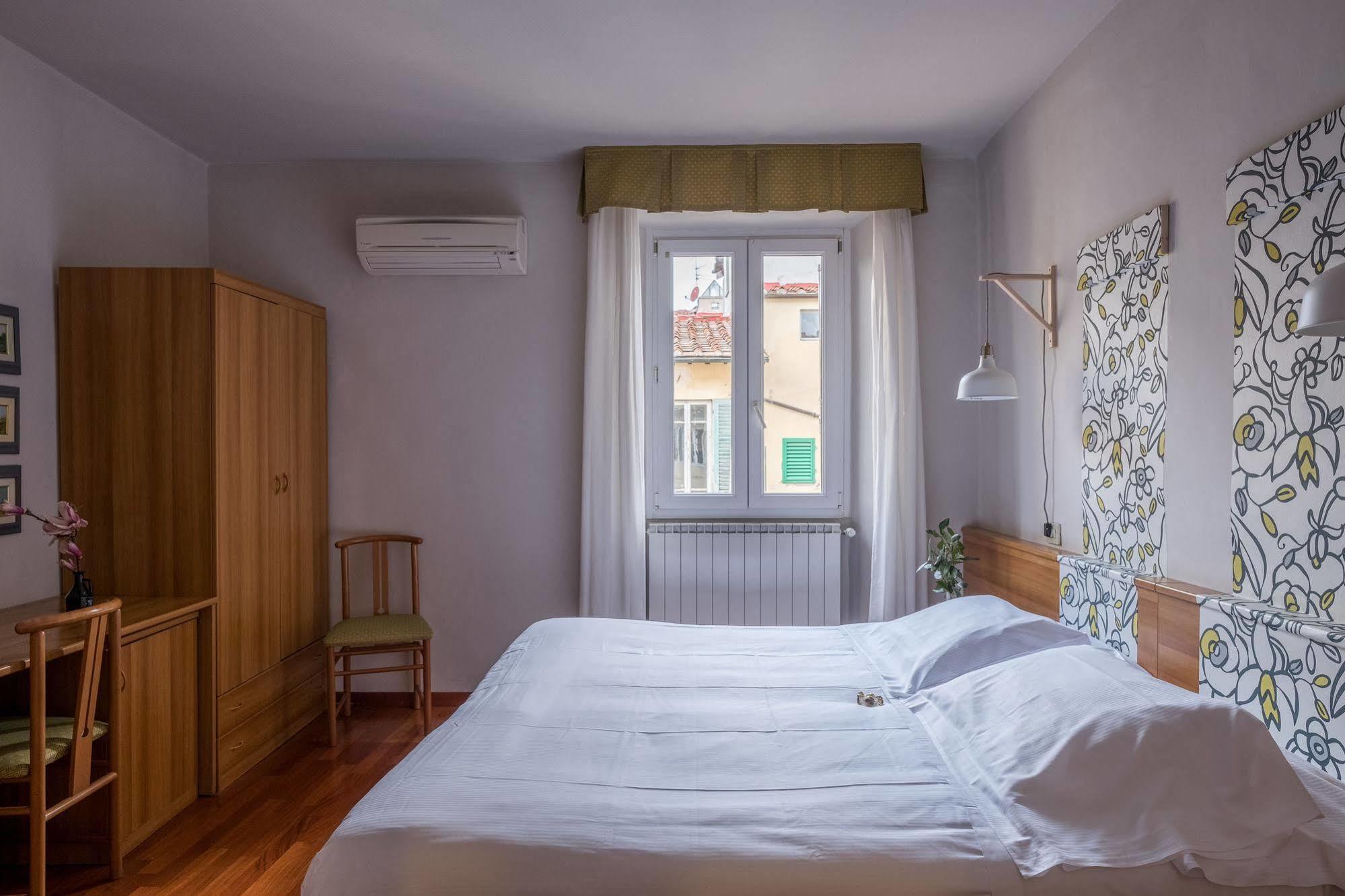 Hotel Colomba Firenze Kültér fotó